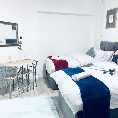 I Bed Apartment Birmingham Luaran gambar