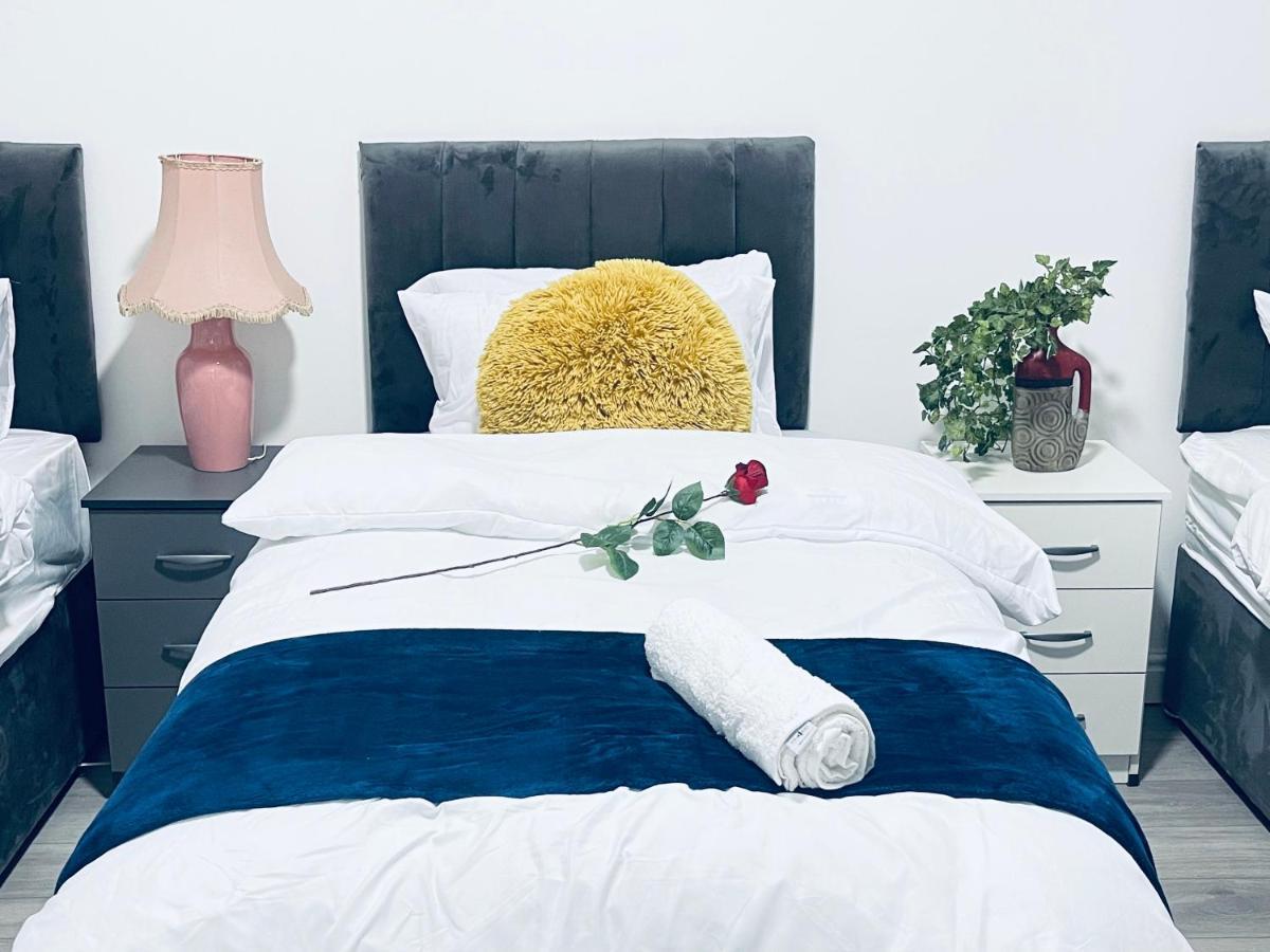 I Bed Apartment Birmingham Luaran gambar